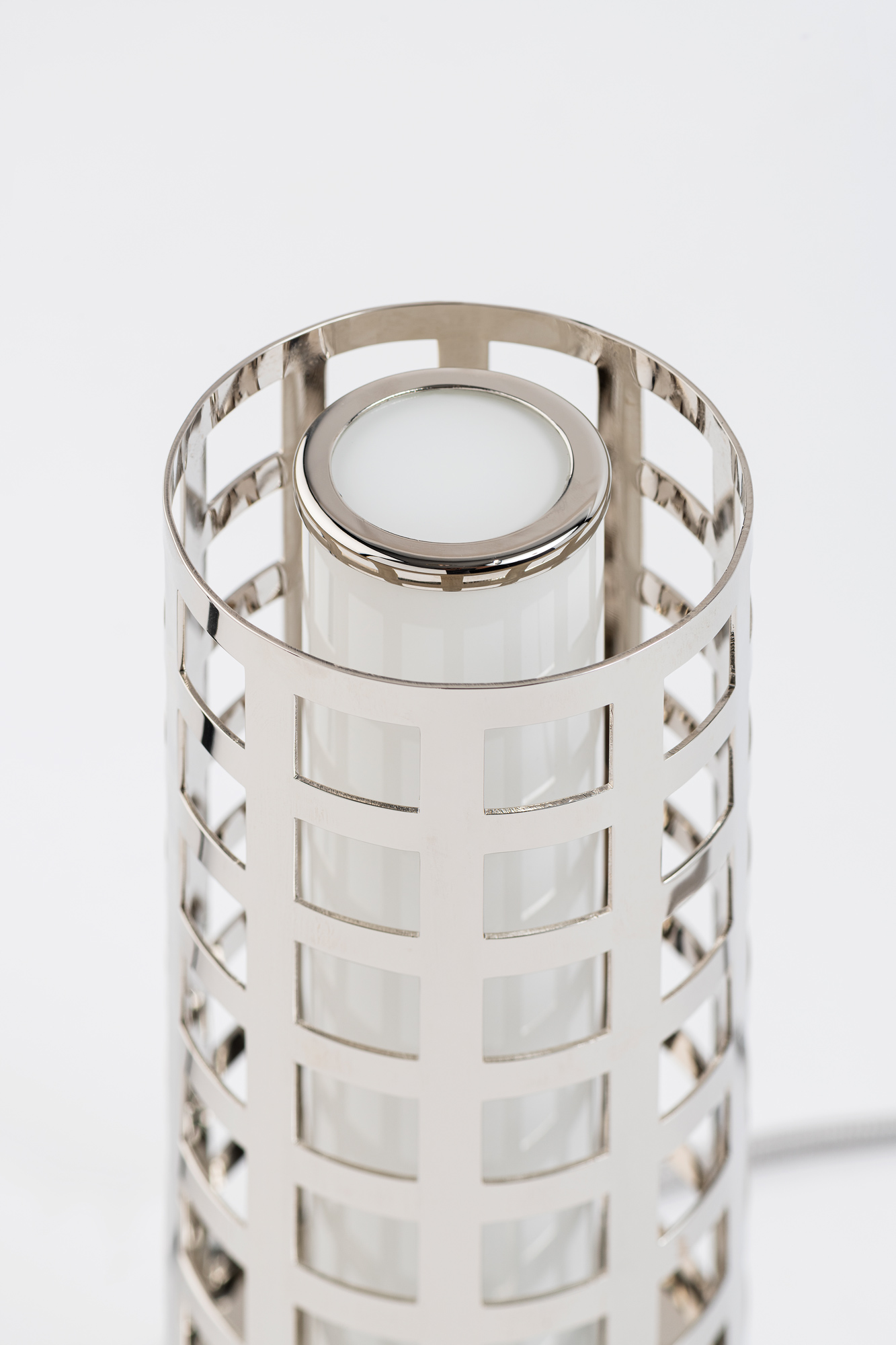 Nostalgic charm meets modern design - A timeless choice to elevate your interior space.
